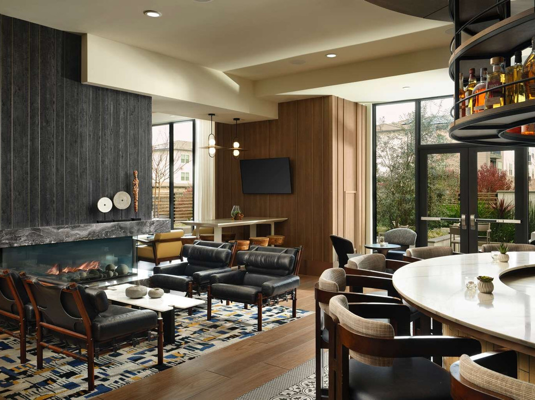 Rohnert Park酒店住宿-Hotel Centro Sonoma Wine Country, Tapestry by Hilton