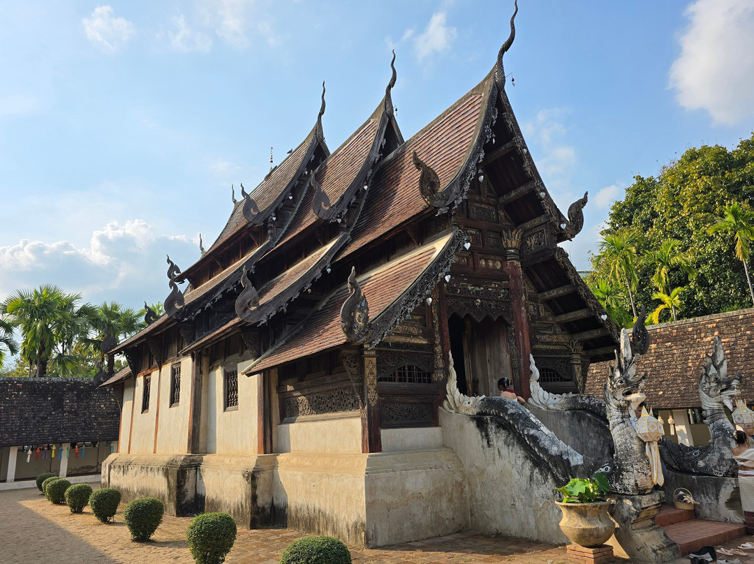 Wat Ton Kwen (Wat Intharawat)-限隆必去景点