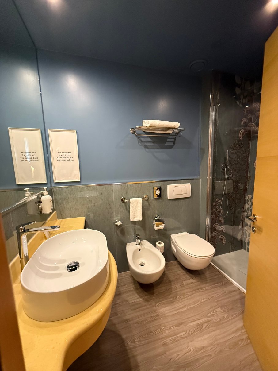 米兰加里波底门车站假日酒店-浴室