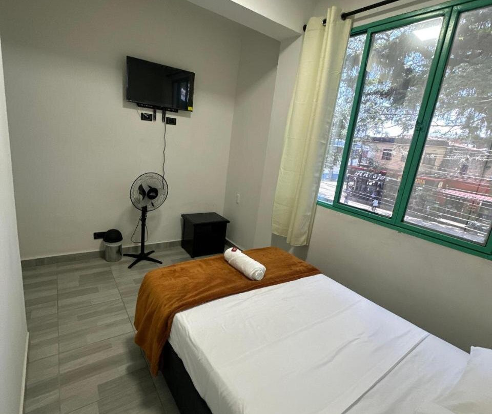 Hotel Puerto Dulce - La Virginia