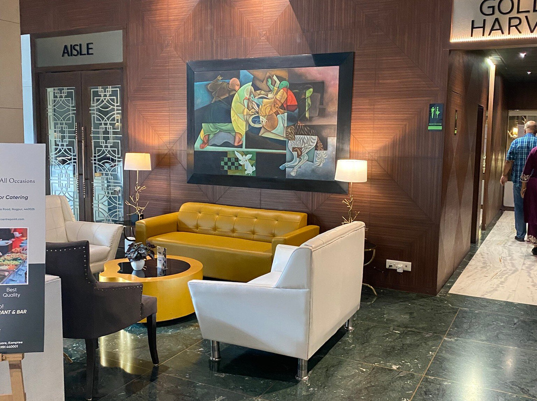 Airport Centre Point主图