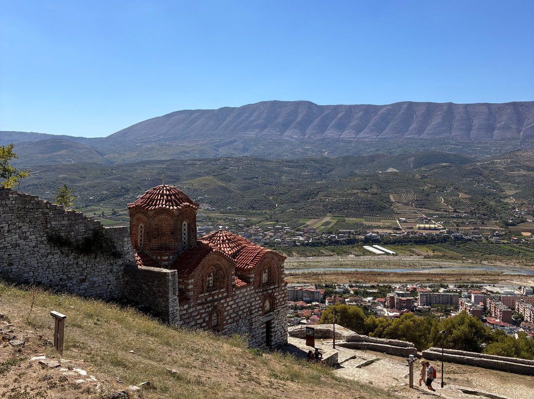 Visit Albania Tour Operator-培拉特必去景点