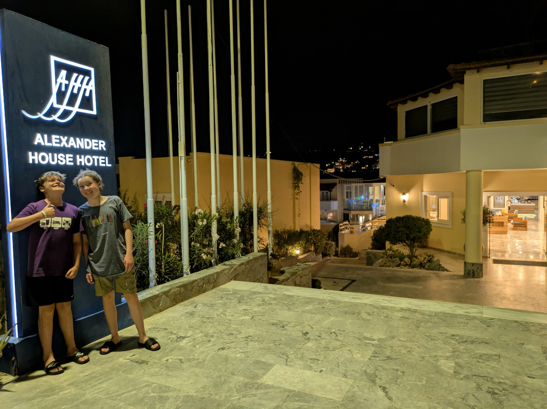 Alexander House Hotel主图