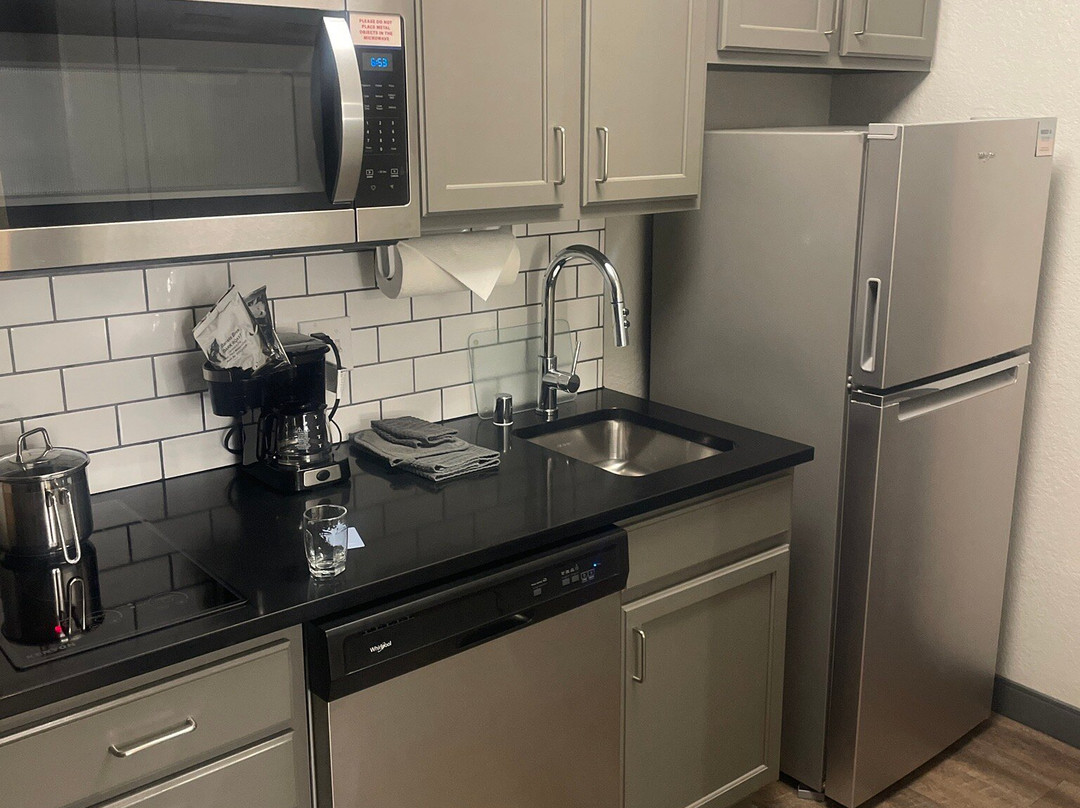 Candlewood Suites Kenosha By IHG主图