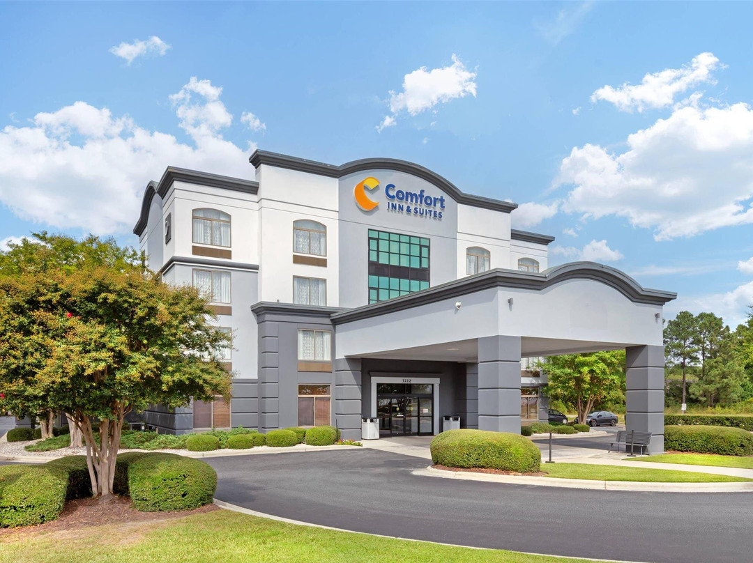 Comfort Inn & Suites
