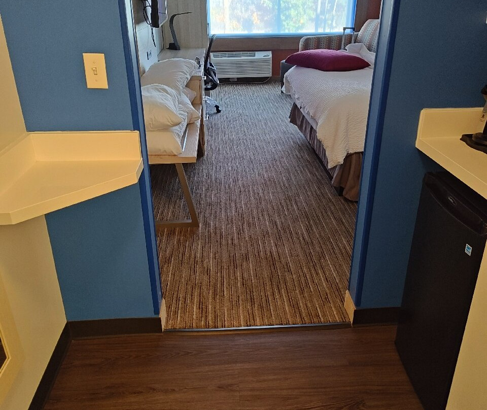 Holiday Inn Express & Suites Gaylord By IHG主图