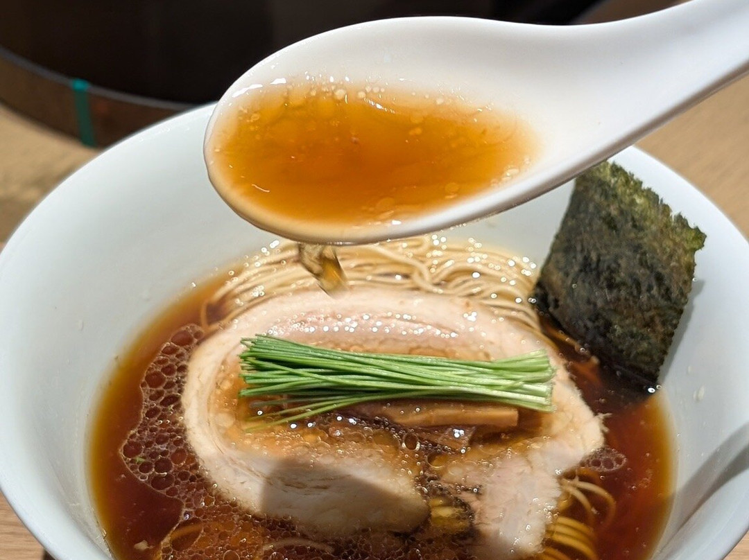 ニッポン ラーメン 凛 トウキョウ