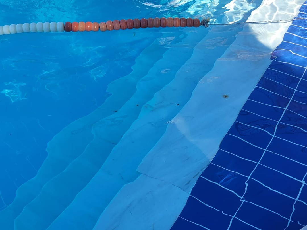 奥卡俱乐部酒店主图