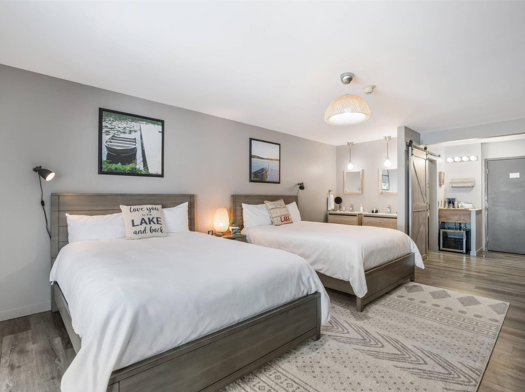 Chilton酒店住宿-The Shore Club Wisconsin, Ascend Hotel Collection