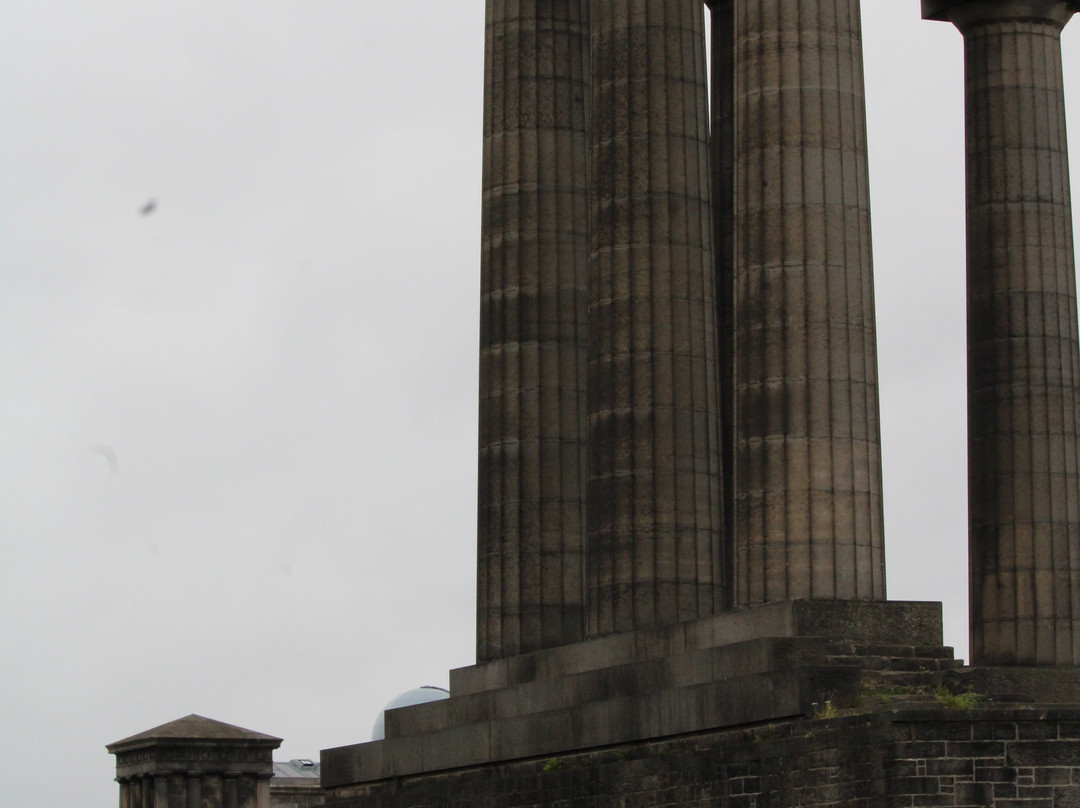 国家纪念碑-爱丁堡必去景点