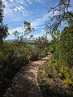Salem Biblical Garden-帕尔必去景点