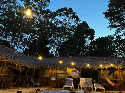 Avatar Amazon Lodge & Canopy Park主图
