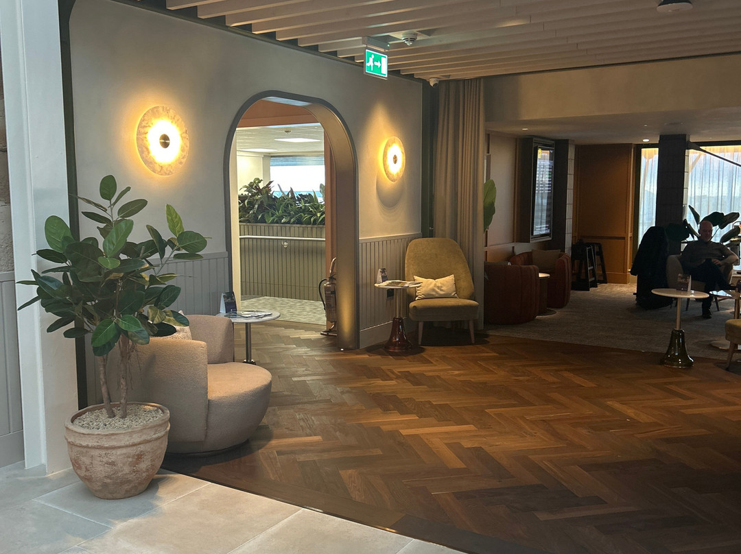 No1 Lounge at Jersey Airport-泽西岛必去景点