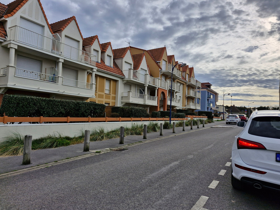 Office de Tourisme de Camiers-Sainte Cécile-Camiers必去景点