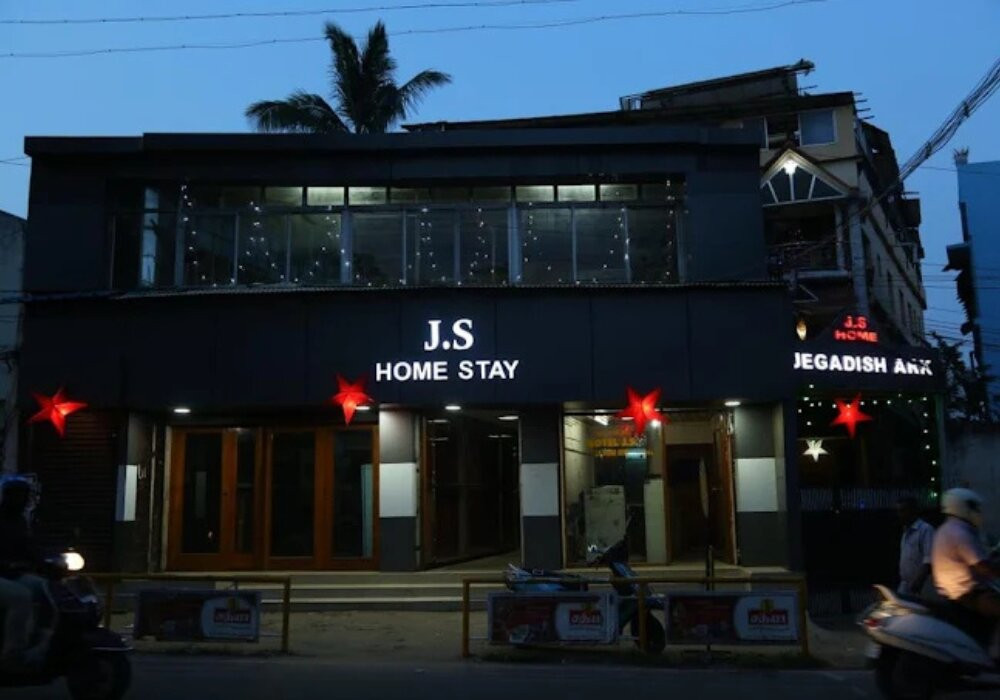 J S Homestay