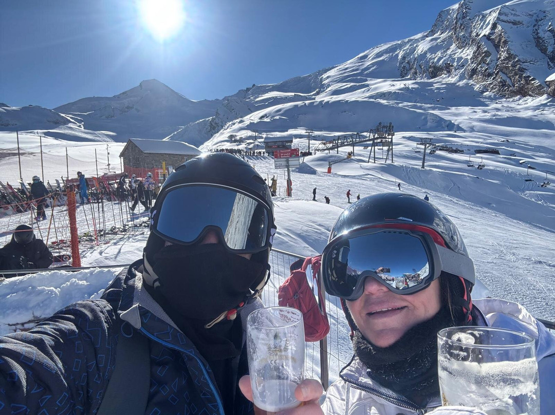 Eskimos Ski School-萨斯费必去景点