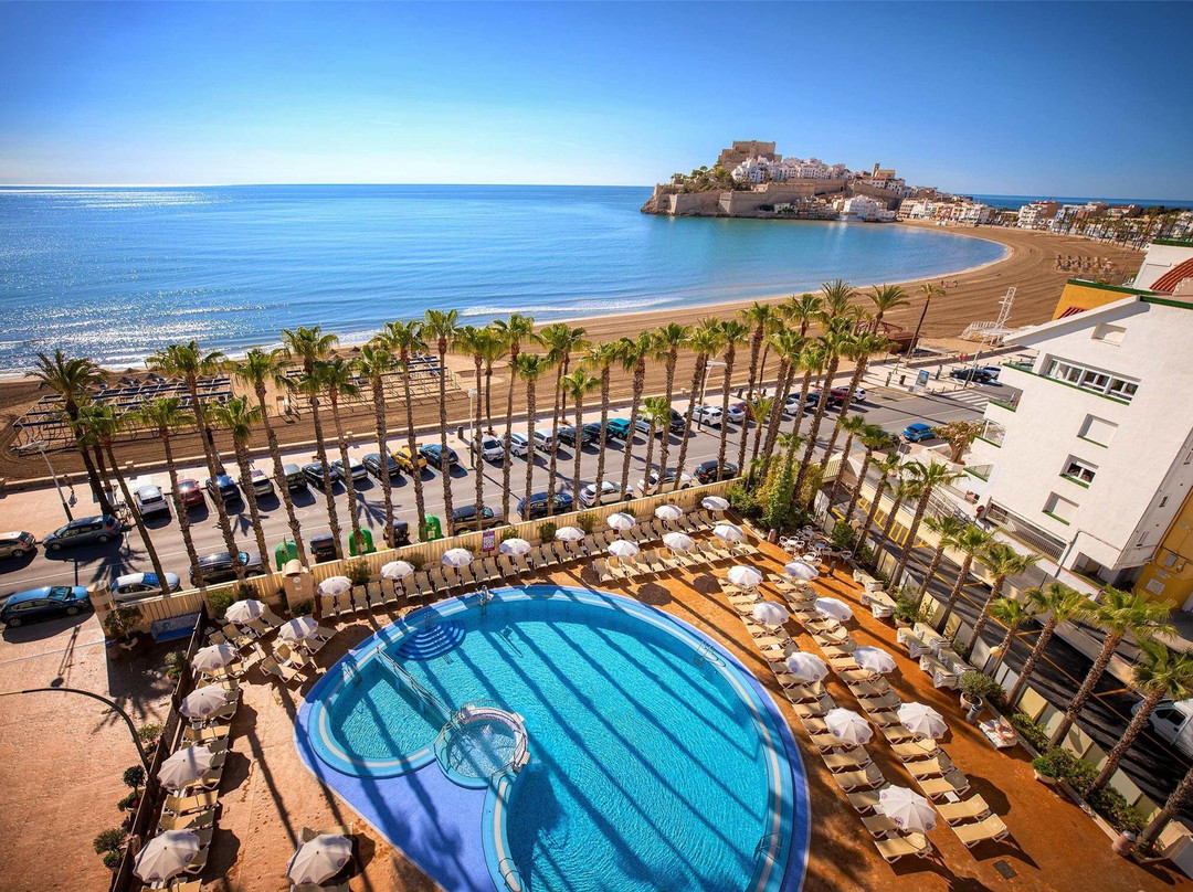 瑟维集团帕帕卢纳酒店主图