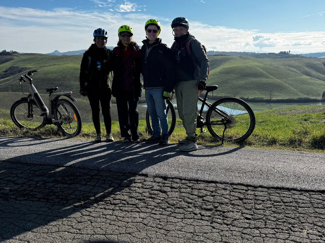 Biking Tuscany Tour-Peccioli必去景点