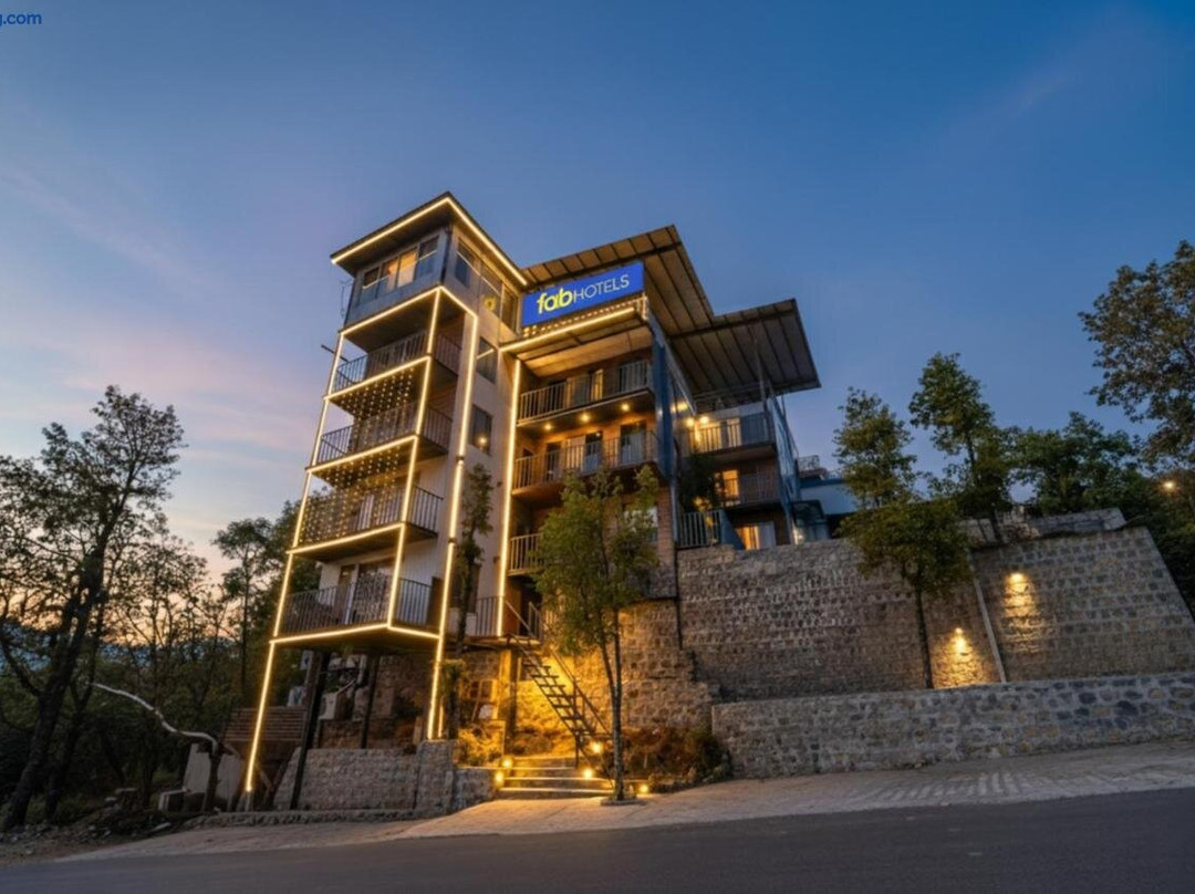 FabHotel Neilkanth