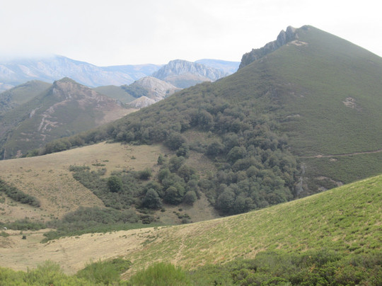 Mirador De Piedrasluengas-Pesaguero必去景点