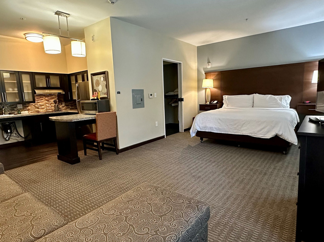 Staybridge Suites Carlsbad - San Diego by IHG