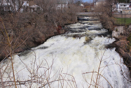 Parc de la Falaise et la Chute Kabir Kouba-温达基必去景点