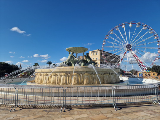 Triton Fountain-瓦莱塔必去景点