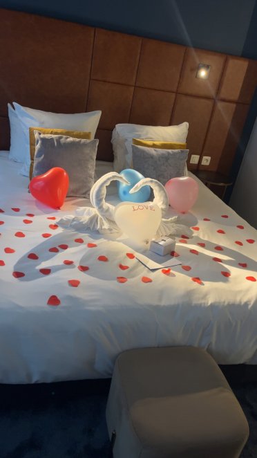 萨布隆酒店-客卧