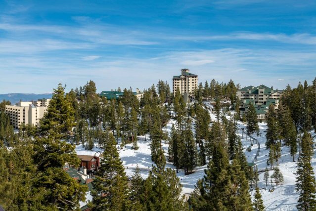 Holiday Inn Club Vacations - Tahoe Ridge Resort-浴室
