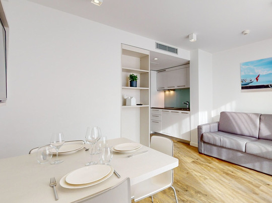 Appart'Hôtel Nonanteneuf Vevey主图