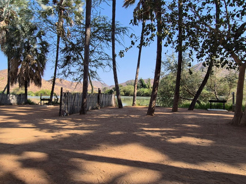 奥马朗加旅馆主图