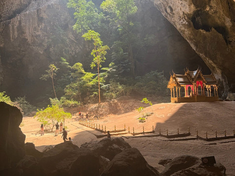 Phraya Nakhon Cave-三百岭必去景点