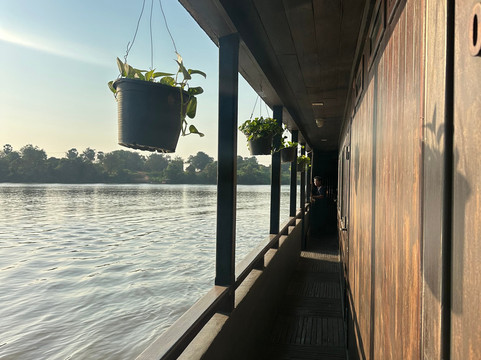 Neang Neakii Cruises-金边必去景点