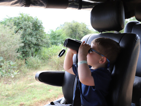 Udawalawe Lahiru Safari Guide Tours-乌达瓦拉维国家公园必去景点