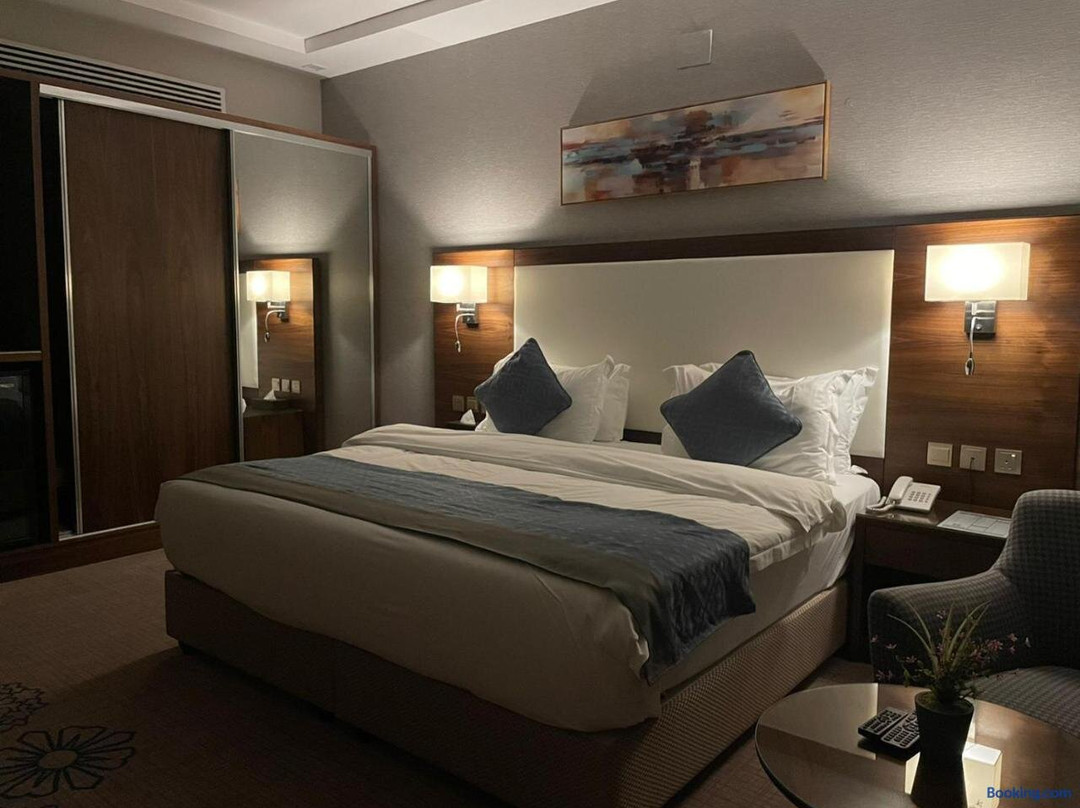 Land of Honey Boutique Hotel主图