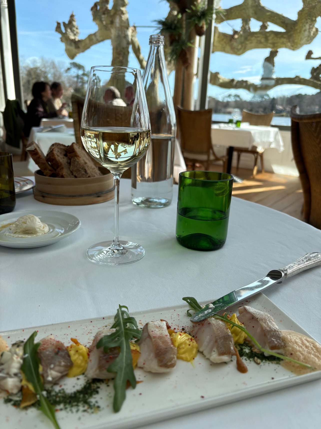 布林多斯/湖及城堡-官方