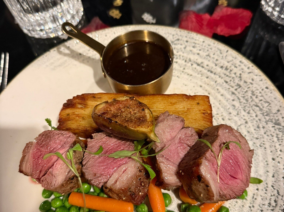 切斯特顿酒店主图