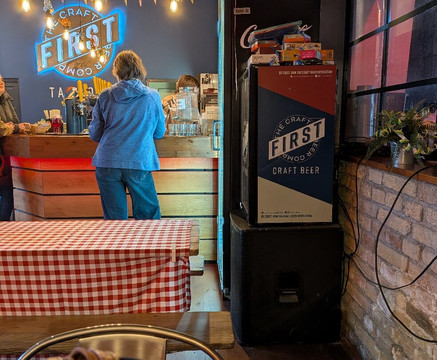 FIRST Craft Beer Brewery & Taproom-布达佩斯必去景点