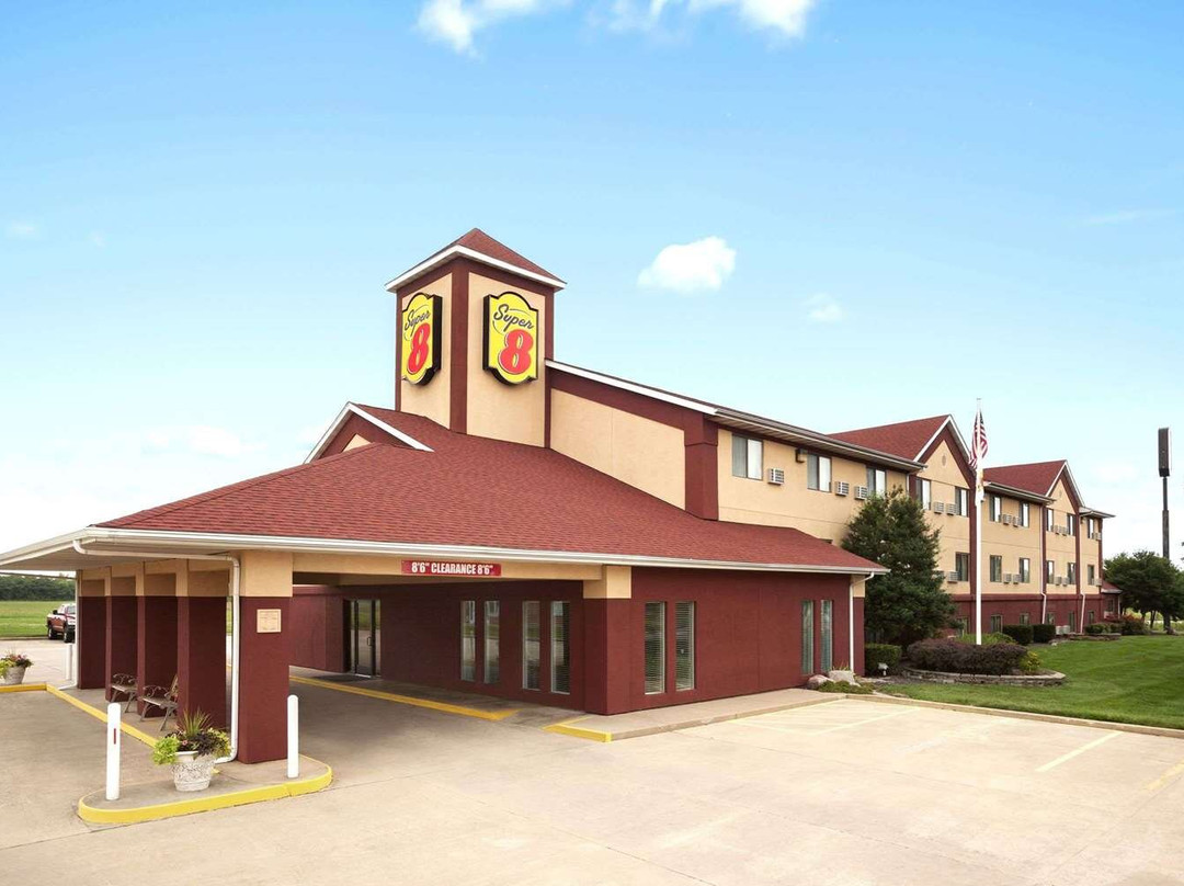 塞勒姆温德姆速8酒店主图