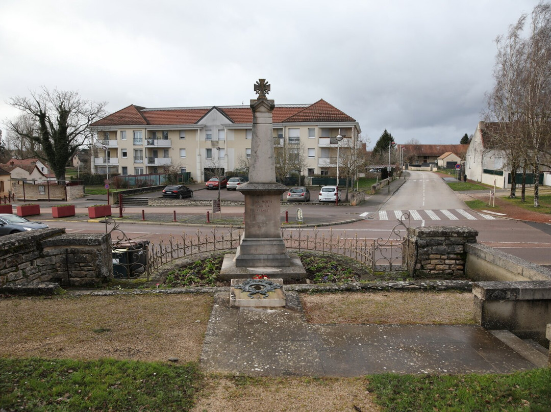 Le monument aux morts de Crissey-Crissey必去景点