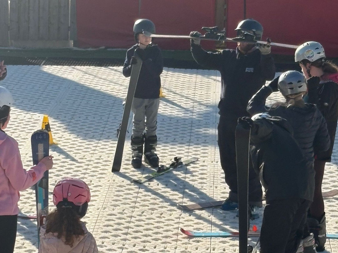 Newmilns Snow & Sports Complex-Newmilns必去景点