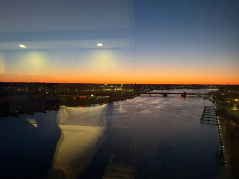 奥什科什万豪海滨酒店及会议中心主图