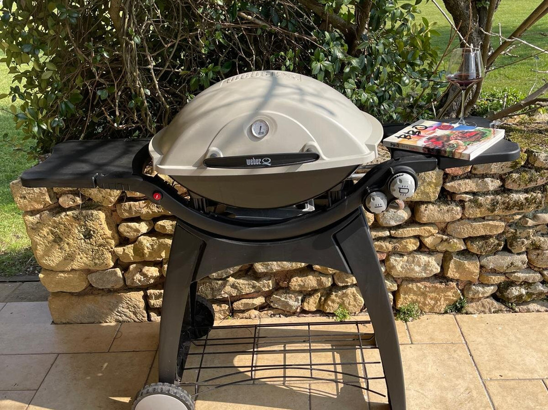 布鲁尼庄园酒店主图