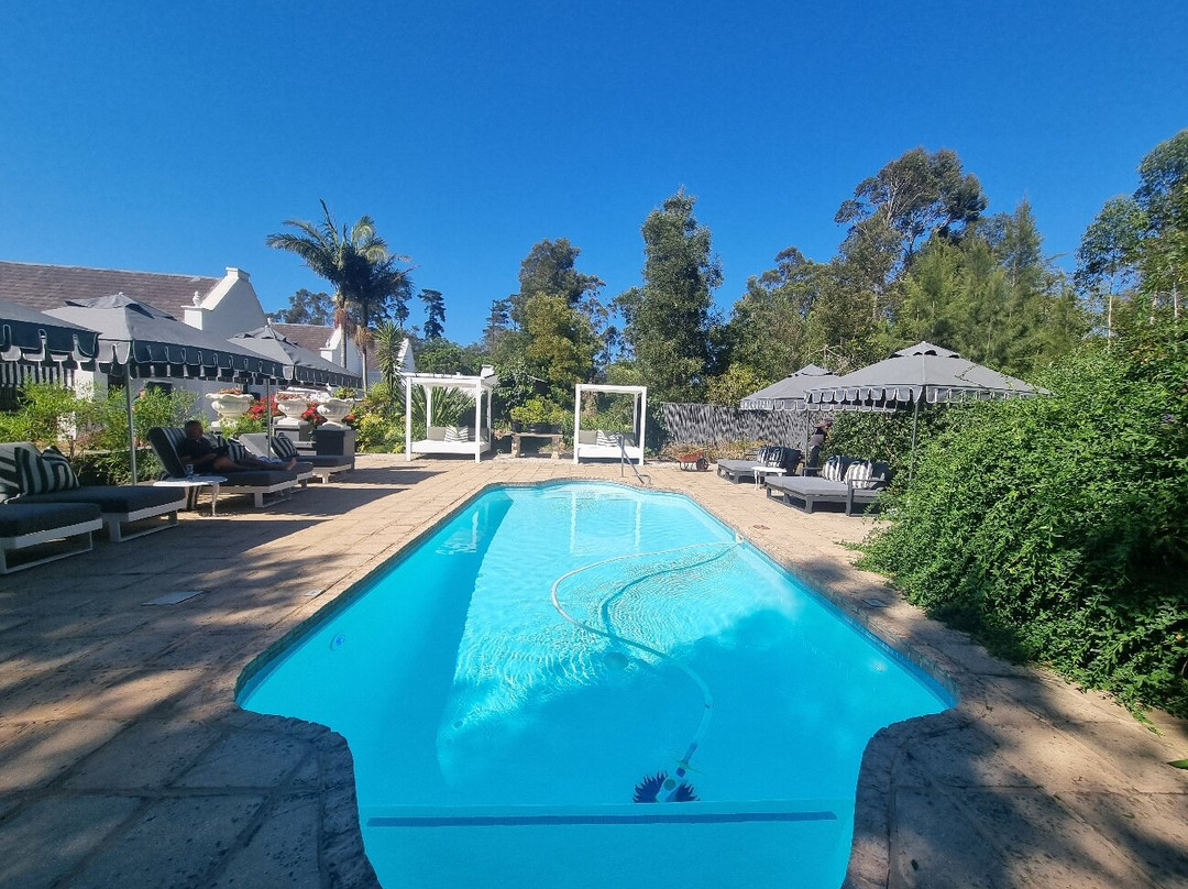 莱尔德乡村庄园酒店主图