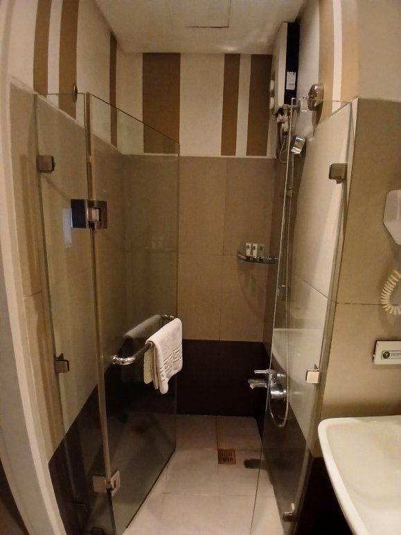 马尼拉 101 酒店-浴室