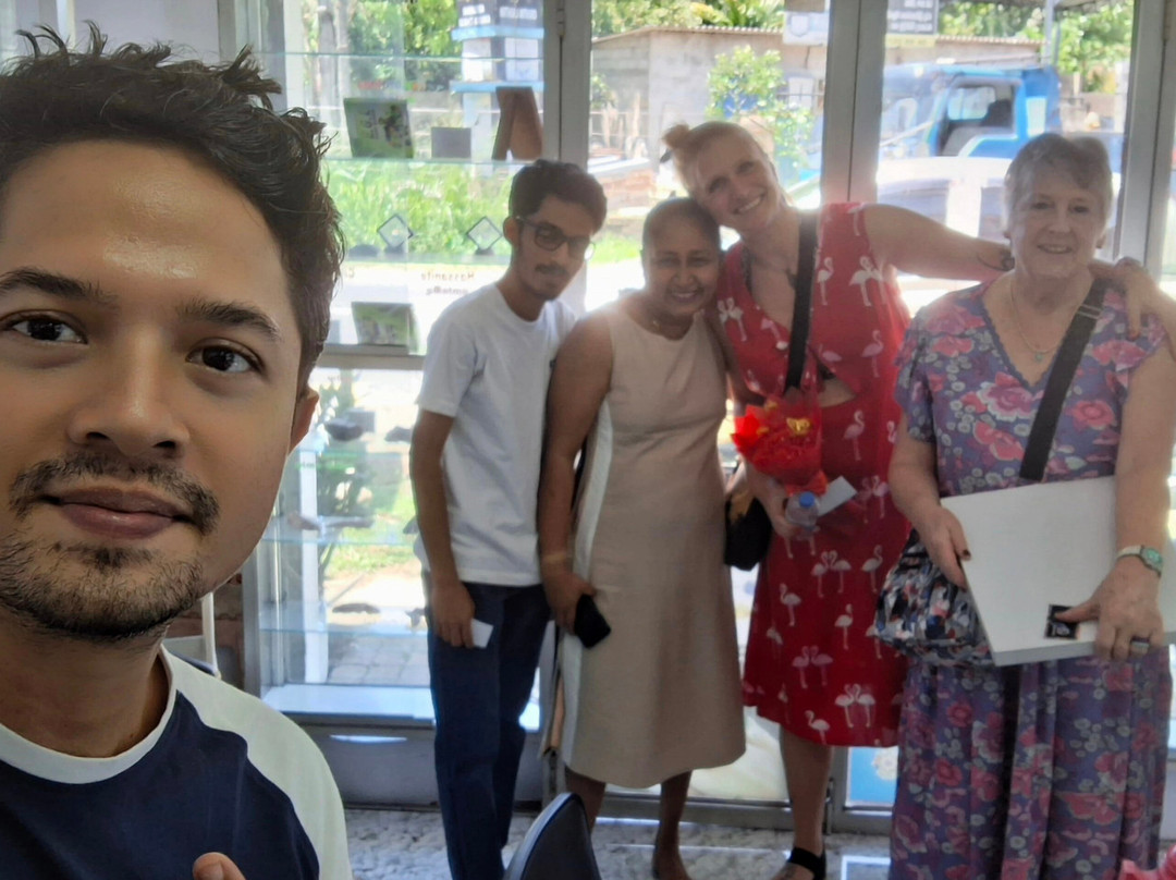 SW Gems And Jewellery-Pelmadulla必去景点