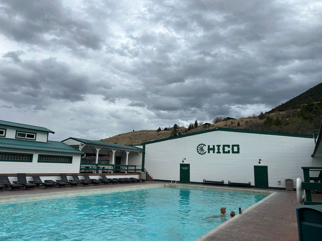Chico Hot Springs Resort