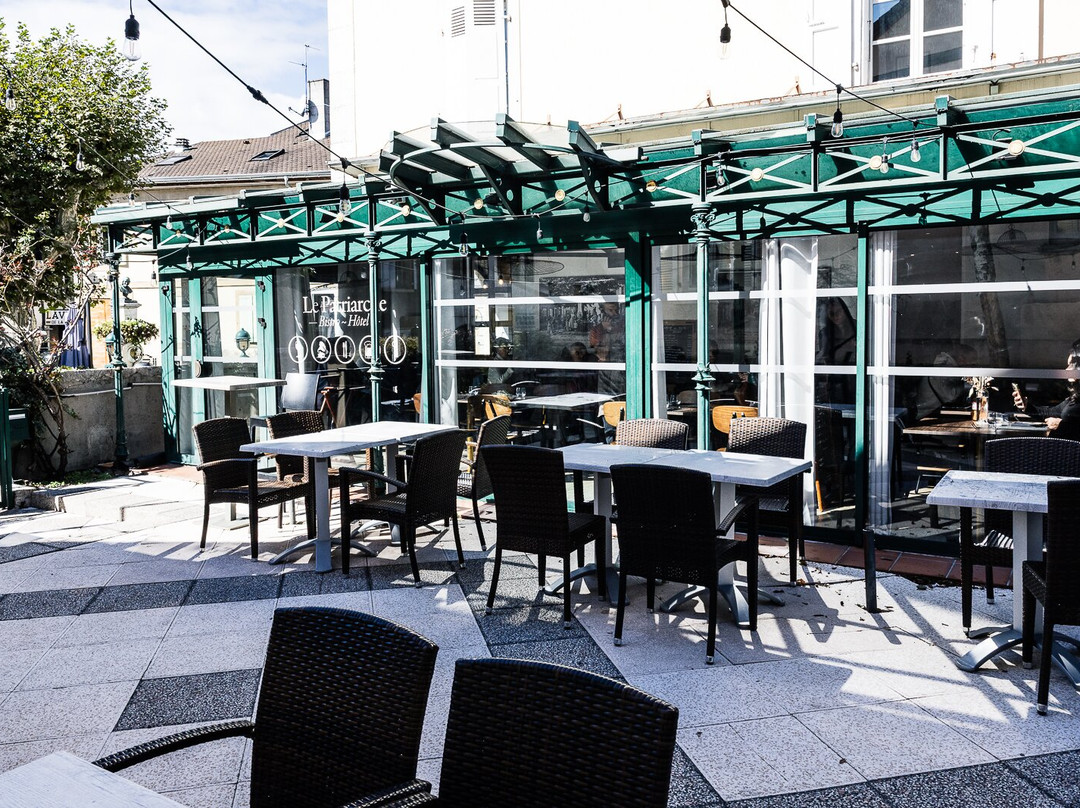费内伏尔泰酒店住宿-L'Hotel de France