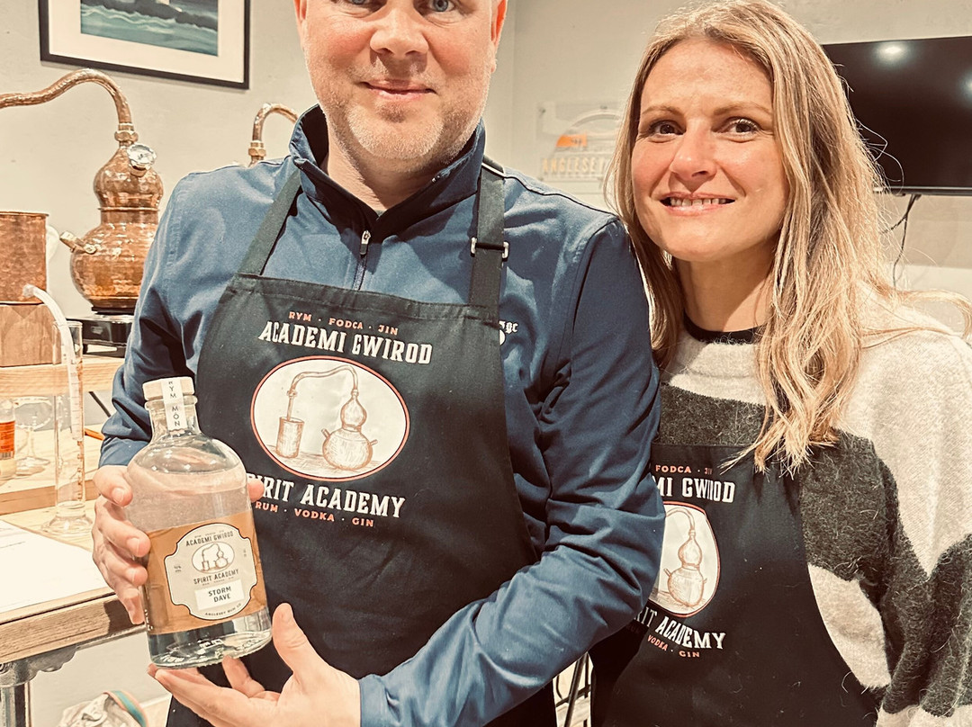Llanfairpwll Distillery-Gaerwen必去景点