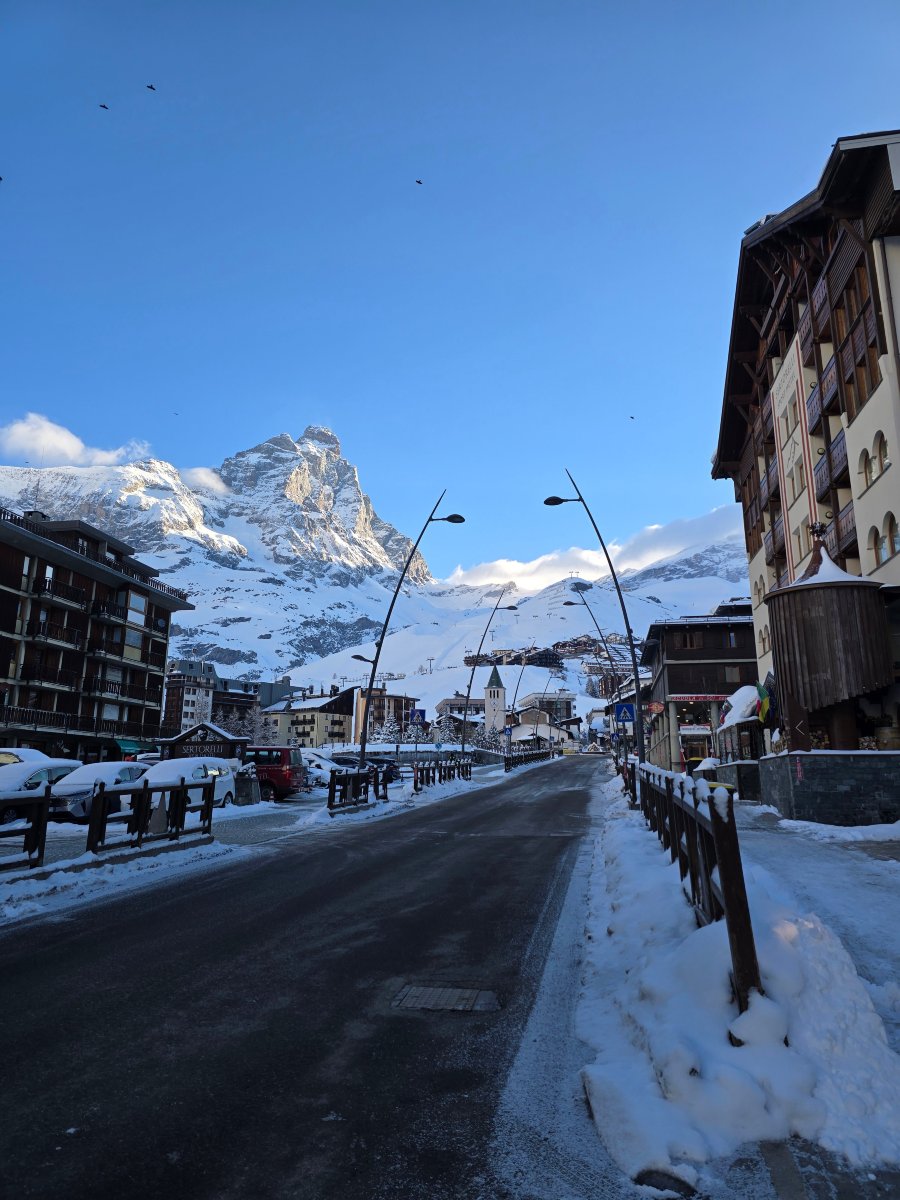 雪绒花酒店-官方